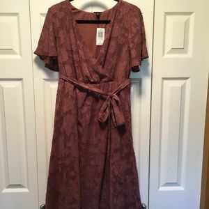 NWT Torrid Floral Burnout dress